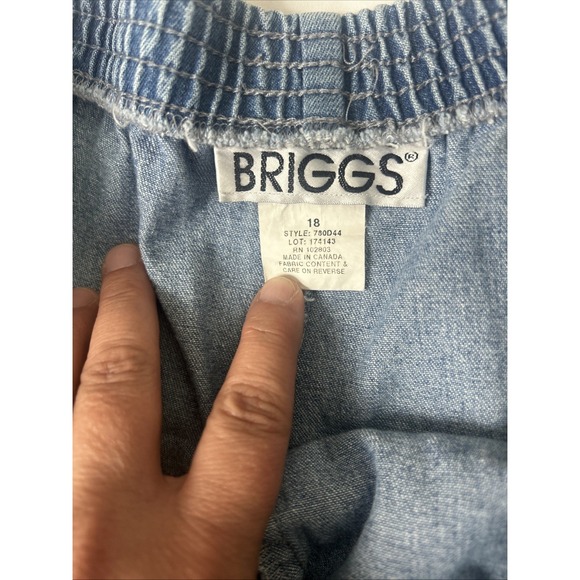 Briggs Women's Elastic Waist Jeans Size 18 Medium Blue 2-Pocket Classic Casual - Picture 3 of 9